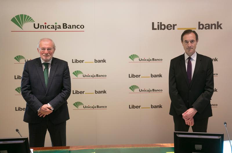 Unicaja y Liberbank convocan a sus accionistas para dar ‘luz verde’ a su fusión