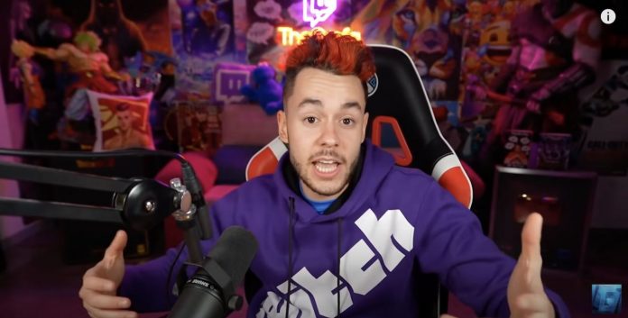 The Grefg, con sudadera y neón de Twitch, en un vídeo subido a YouTube.