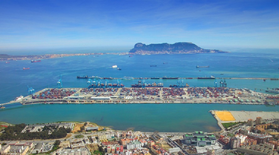 Universal Energía suministrará electricidad al Puerto Bahía de Algeciras