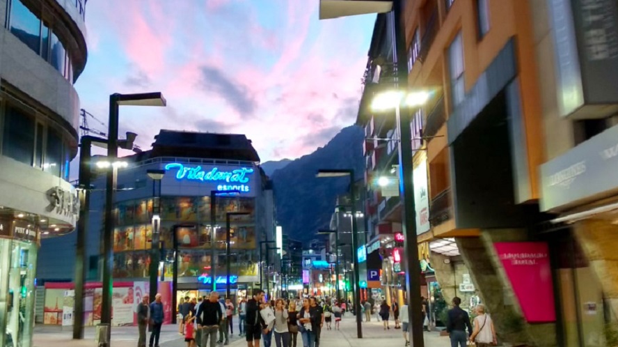 Andorra canjea turistas por empresas: coworking igual a domicilio fiscal