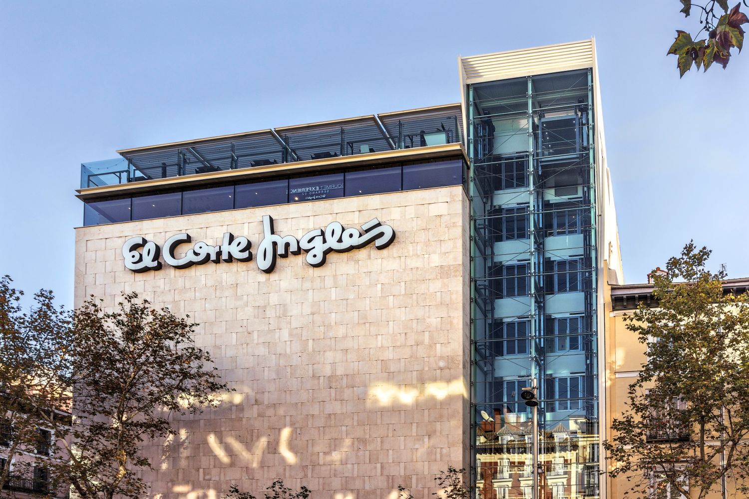 El Corte Inglés: blusas y camisas para fardar de estilo por poco dinero