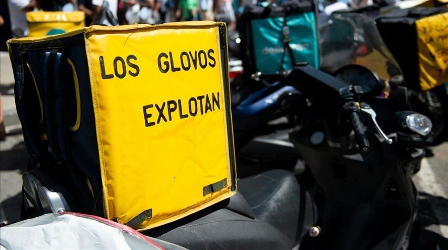 El líder del taxi se cobra la presa de Glovo: denunciada por cártel