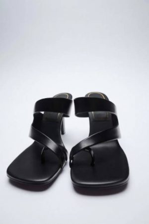 Zara: zapatos en oferta por tiempo limitado que no puedes dejar escapar 3 Merca2.es sandalias primavera 2021