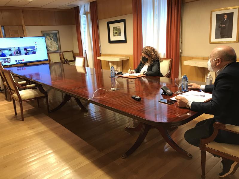 El Gobierno reclama a Ence un «plan de futuro» para su actividad en Pontevedra