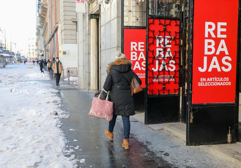 El Congreso debate el martes poner fecha a las rebajas comerciales