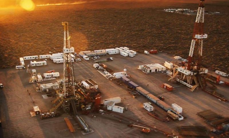 La demanda mundial de petróleo no recuperará el nivel preCovid hasta 2023, según la AIE