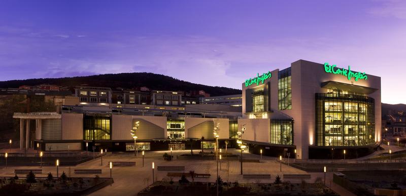 El Corte Inglés ofrece indemnización de 25 días por año trabajado