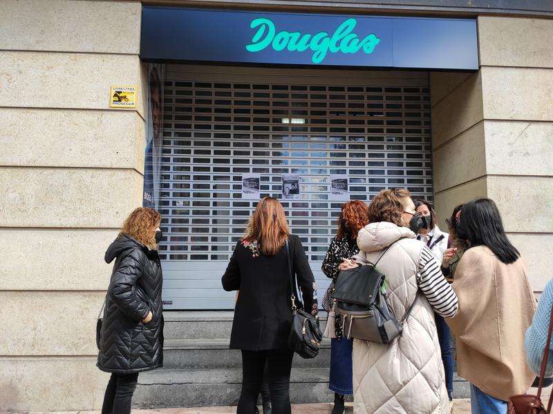 Douglas y los sindicatos alcanzan un preacuerdo sobre el ERE