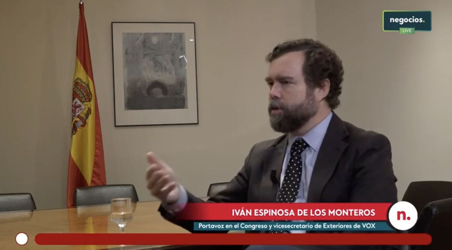 Espinosa de los Monteros en Negocios TV: «Aquí se ha perdido el santo temor al déficit»