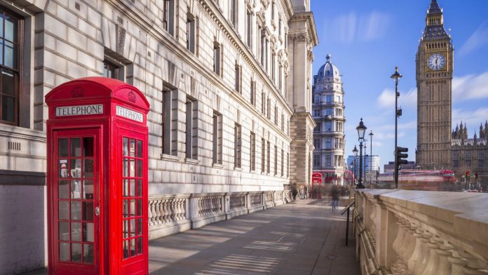 La deuda neta británica alcanzó el 97,5% en febrero, máximos de 1960