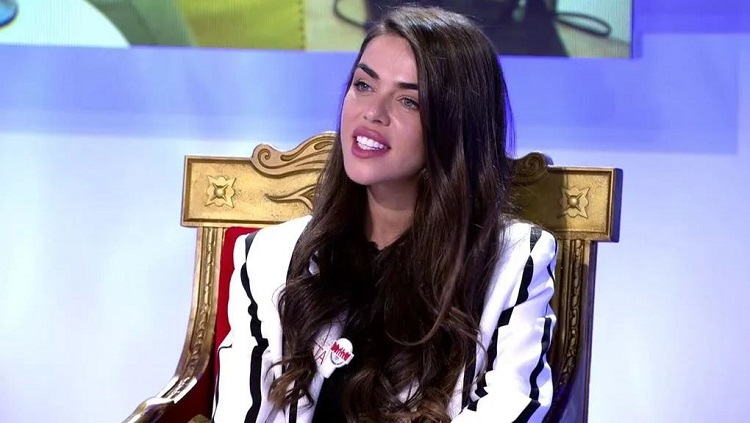 MyHyV Violeta Merca2.es