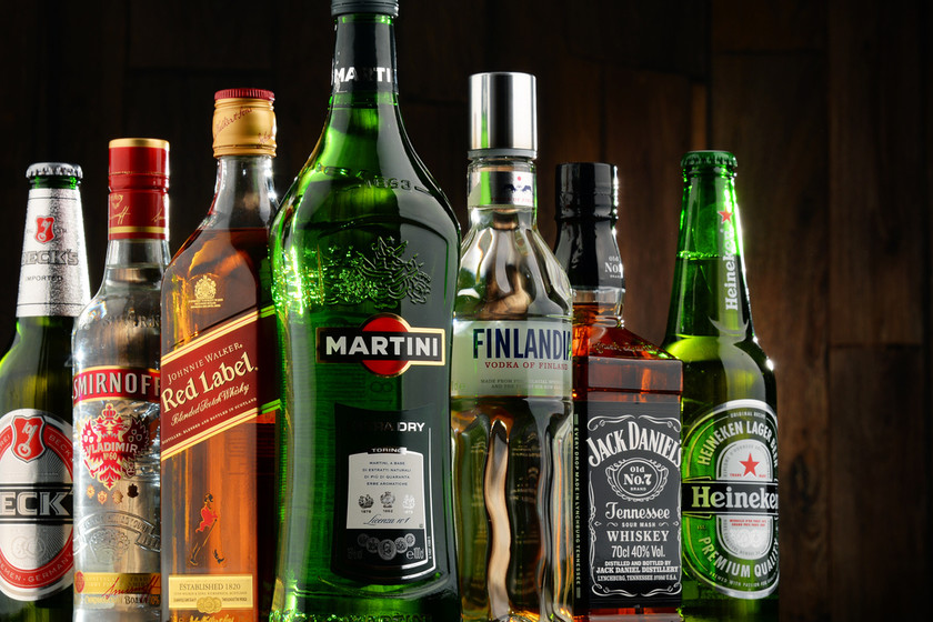 alcohol productos matan gato