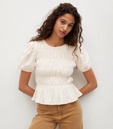 camiseta detalle fruncido mango