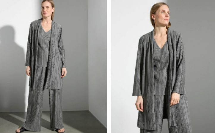 CHAQUETA LARGA DE PUNTO ABIERTA
