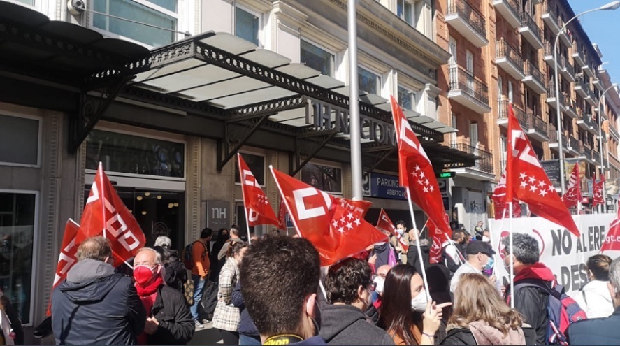 Movilizaciones y negociaciones en paralelo por el ERE de NH Hoteles