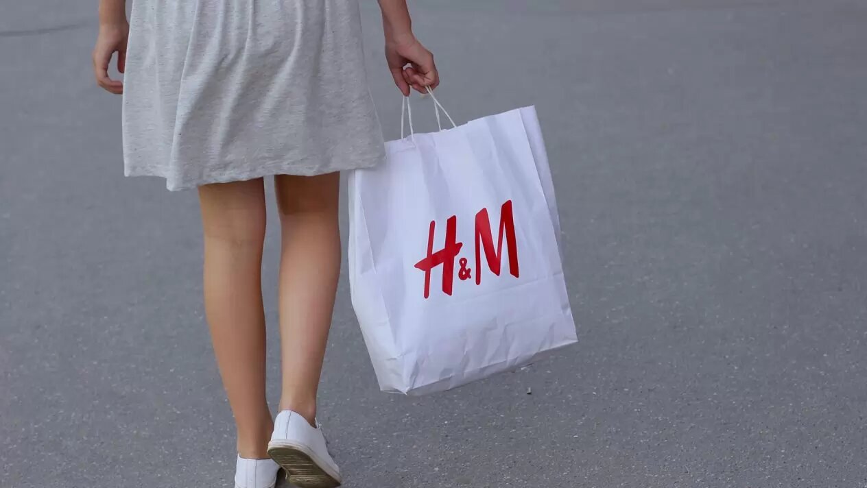 Vestidos cortos de H&M que te harán un tipazo digno de un piropo
