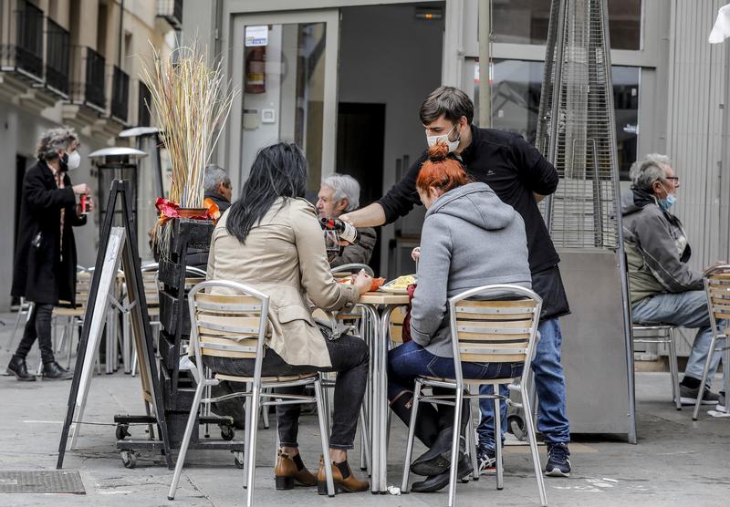 Marzo cierra con 743.628 trabajadores en ERTE, un tercio en hostelería