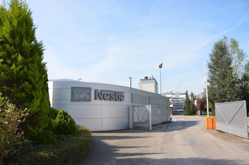 Nestlé factura un 1,3% más hasta marzo y confirma previsiones anuales