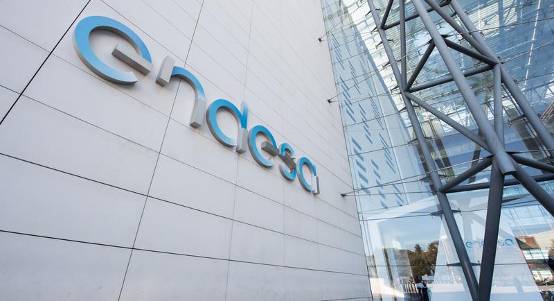 Endesa celebra este viernes su junta, donde propondrá reducir el número de consejeros de 13 a 11