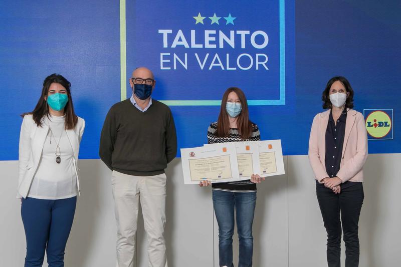 Lidl acredita a sus profesionales de tienda con certificaciones oficiales