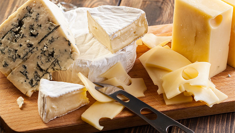 ¿Cómo integrar el queso a una dieta balanceada?