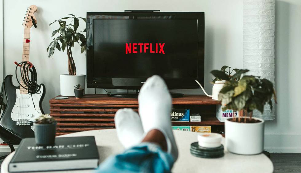 Series cortas de Netflix que te da tiempo a ver del tirón en Semana Santa