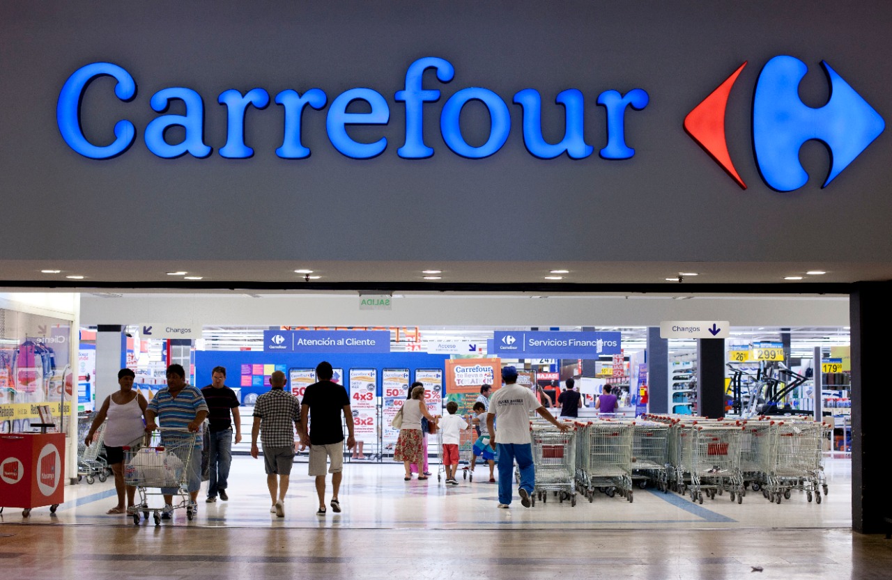 Carrefour: muebles en oferta que le dan mil vueltas a los de Ikea