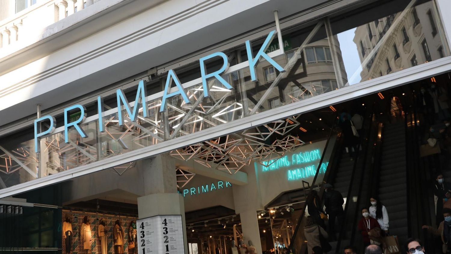 Bolsos originales de Primark para sorprender por menos de 10 euros