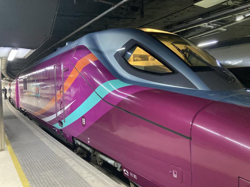 Renfe afirma que el principal objetivo de Avlo es captar viajeros de la carretera