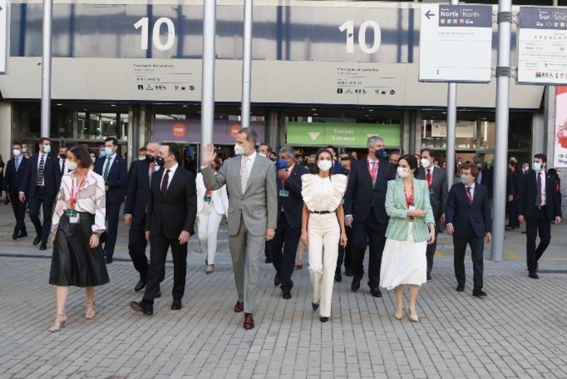 Los Reyes inauguran Fitur 2021, la gran apuesta por la reactivación del turismo
