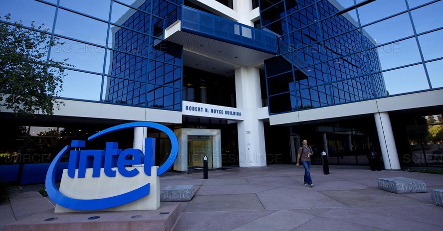 Los accionistas de Intel frenan la mejora salarial de sus directivos y lanzan un mensaje