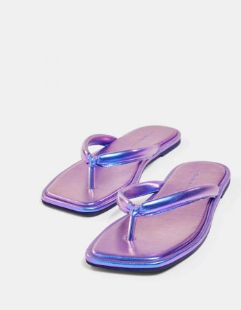 Bershka tiene 8 sandalias para primavera por menos de 30 euros 8 Merca2.es chanclas