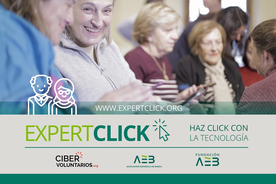 La patronal de la banca contribuye a que 3.000 mayores de 55 años adquieran conocimientos digitales