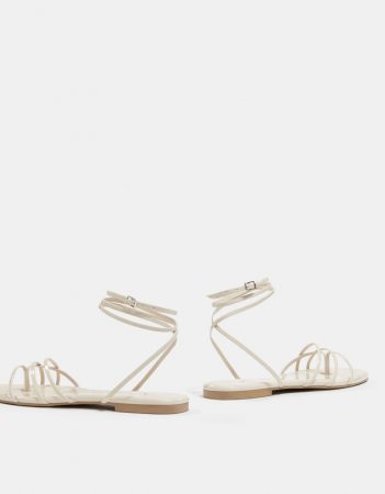 Bershka tiene 8 sandalias para primavera por menos de 30 euros 7 Merca2.es sandalias planas vestir
