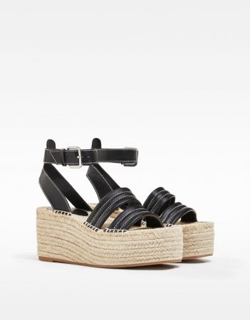 Bershka tiene 8 sandalias para primavera por menos de 30 euros 1 Merca2.es sandalias yute bershka