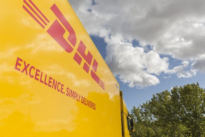Aliexpress se la juega en España al prometer envíos en un día 1 Merca2.es 1622798671 DHL Parcel sostenibilidad Merca2.es