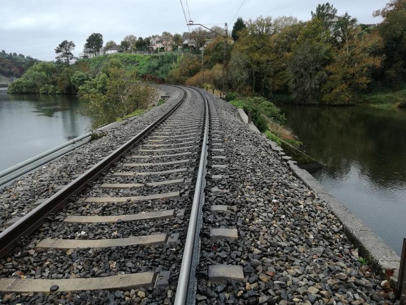 Adif adjudica la mejora de la gestión de las obras de drenaje transversal de la red ferroviaria