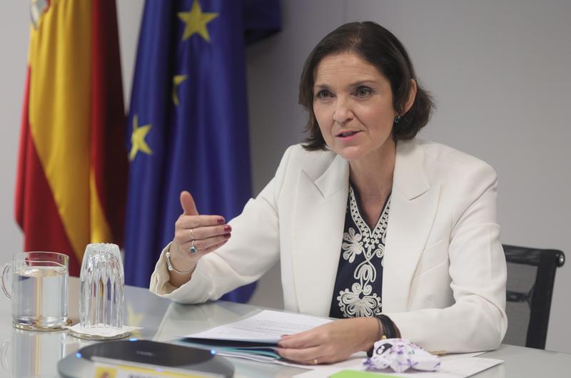 Reyes Maroto afirma que el resultado de las medidas para abaratar el recibo de la luz «va a tardar en verse»