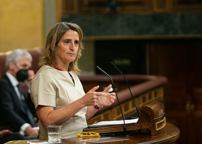 Ribera anticipa una suspensión del impuesto sobre la electricidad