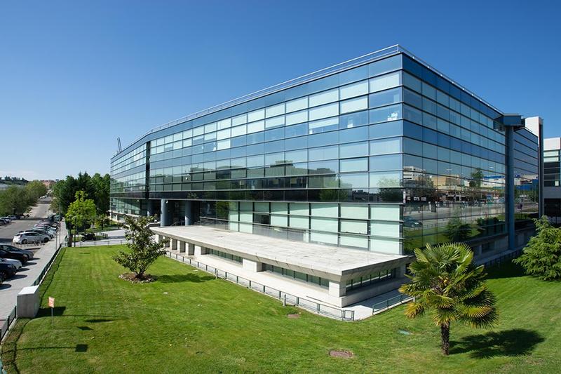Castellana Properties vende dos edificios de oficinas por 26,5 millones de euros para centrarse en el retail