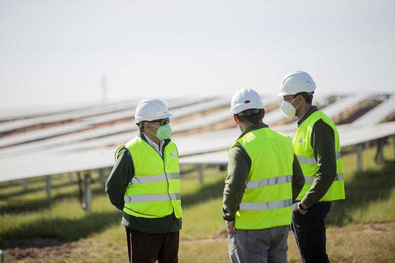 Iberdrola pone en marcha la fotovoltaica de Ceclavín con una inversión de 250 M€