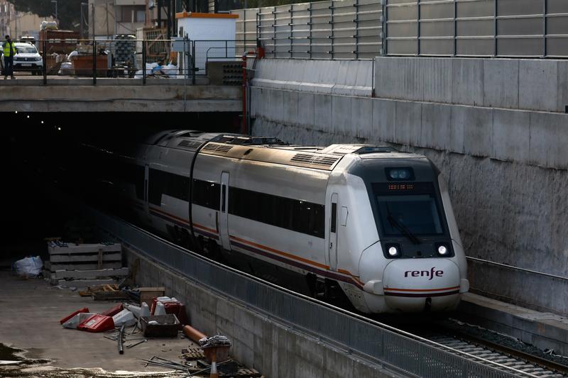 Adif licita el mantenimiento de las instalaciones de túneles de la red ferroviaria por 9 M€