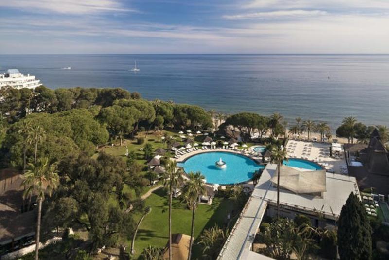 Meliá cierra la venta de hoteles a una participada por Bankinter