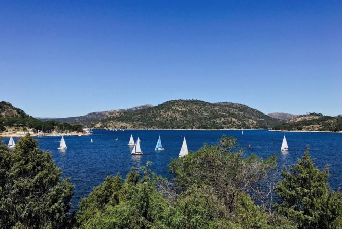 Pantanos y piscinas naturales de Madrid para refrescarte mejor que en la playa 1 Merca2.es Pantanos y zonas fluviales de Madrid para refrescarte mejor que en la playa
