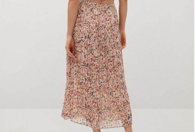 Faldas de Mango con estampados para fardar de glamour este verano 1 Merca2.es Mango 7 Merca2.es