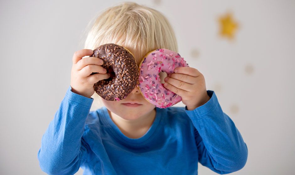 Qué les pasa a los niños si toman demasiado azúcar