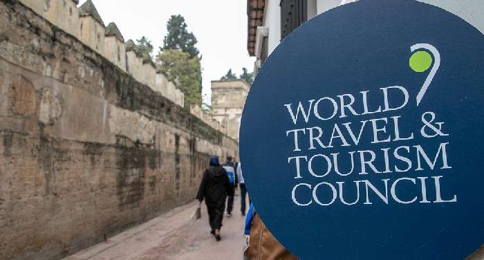 WTTC pide abandonar el sistema de semáforos «defectuoso y dañino» del Reino Unido