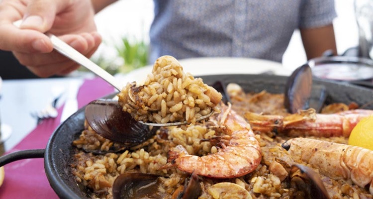 Arroz agua caldo, paella de marisco