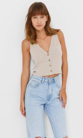 crop-botones-stradivarius