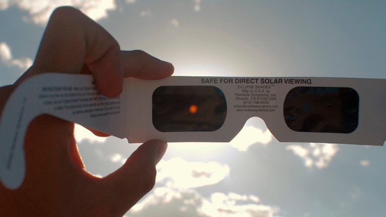 eclipse-solar-gafas